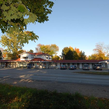 Kings Inn Orillia Exterior photo